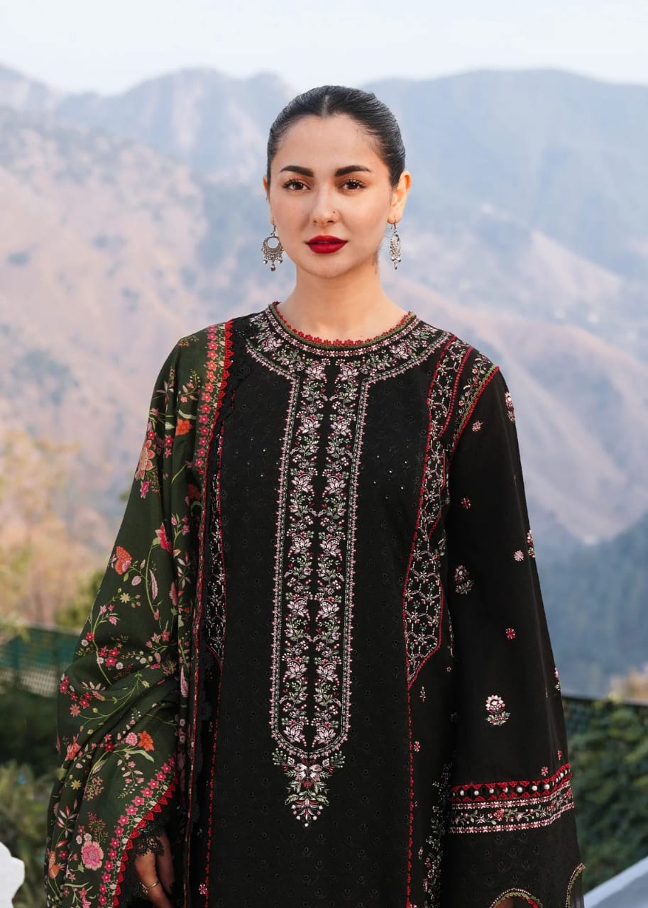 SR-MB520 Dhanak Embroidered Suit With Digital Printed Woolen Shawl