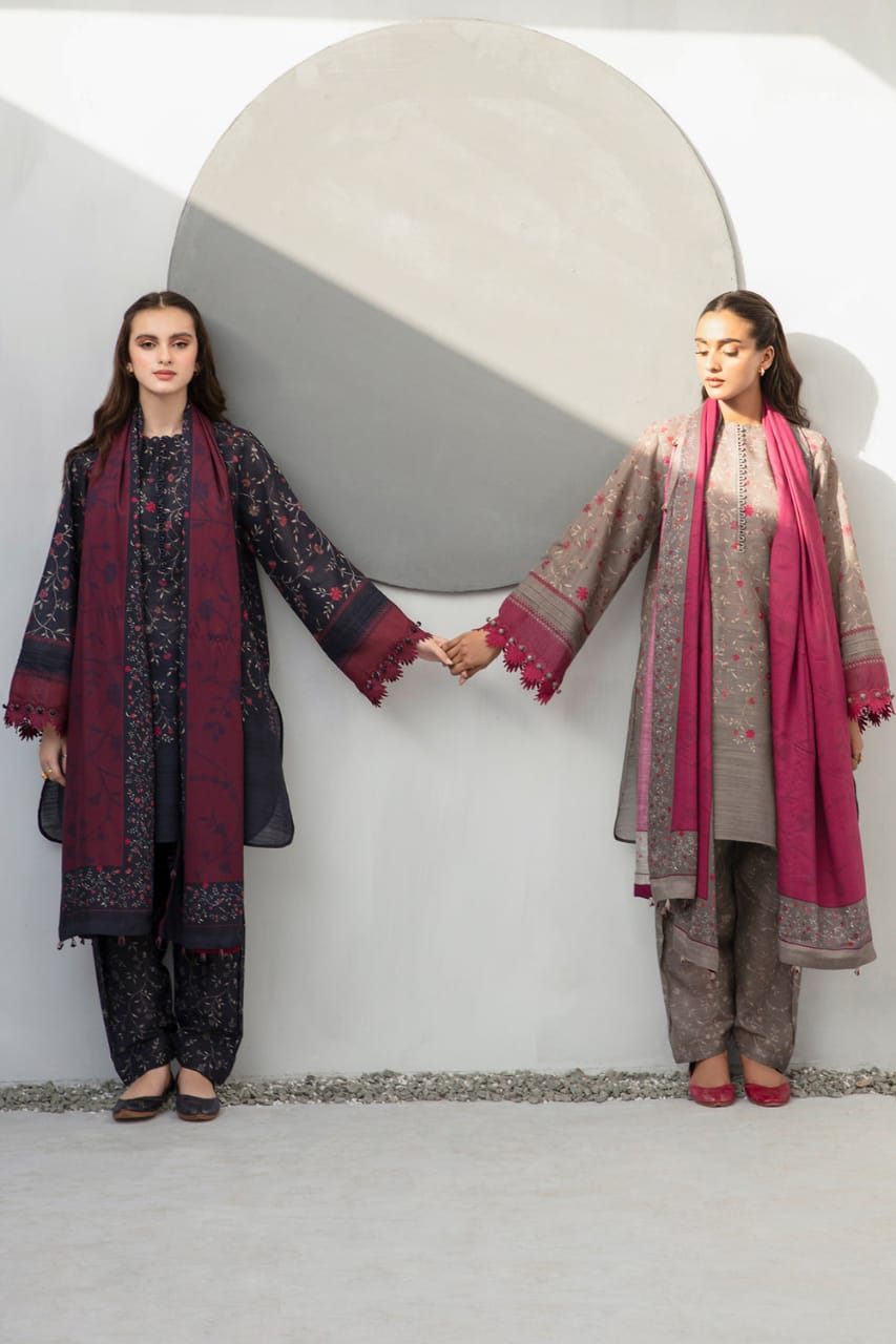 SR-BQ405 Digital Printed Khaddar 3Pc Suit With Digital Printed Khaddar Dupatta