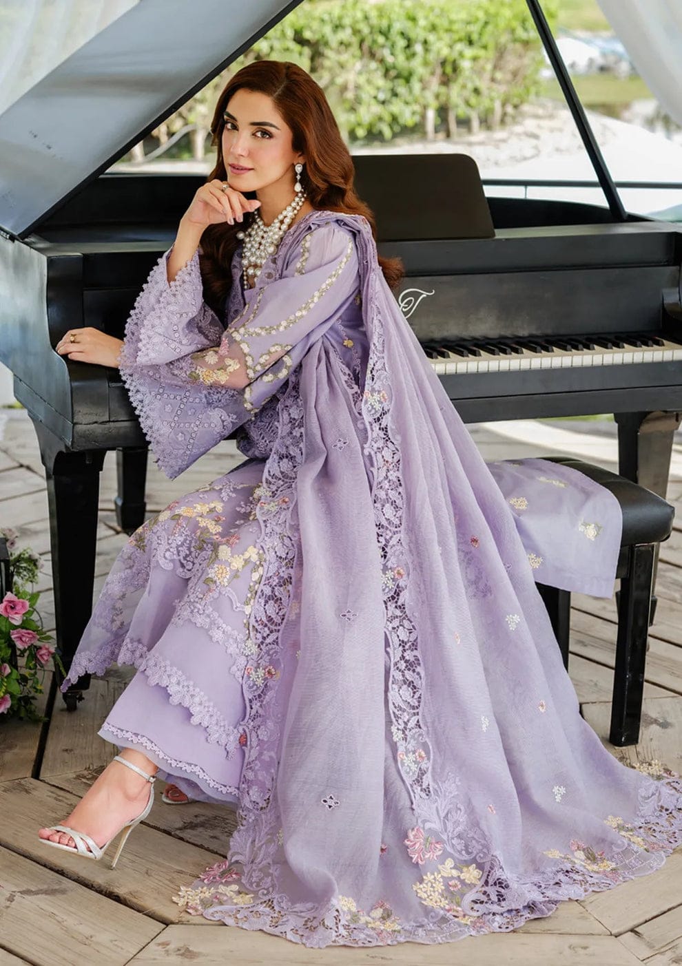 SR-EL2715 Lawn Unstitched Embroidered 3pc Suit With Cotton Net Embroidered Dupatta