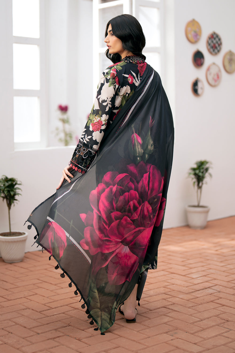 SR-BQ36 Digital Printed Khaddar Suit 3pc with Khaddar Digital Printed Dupatta