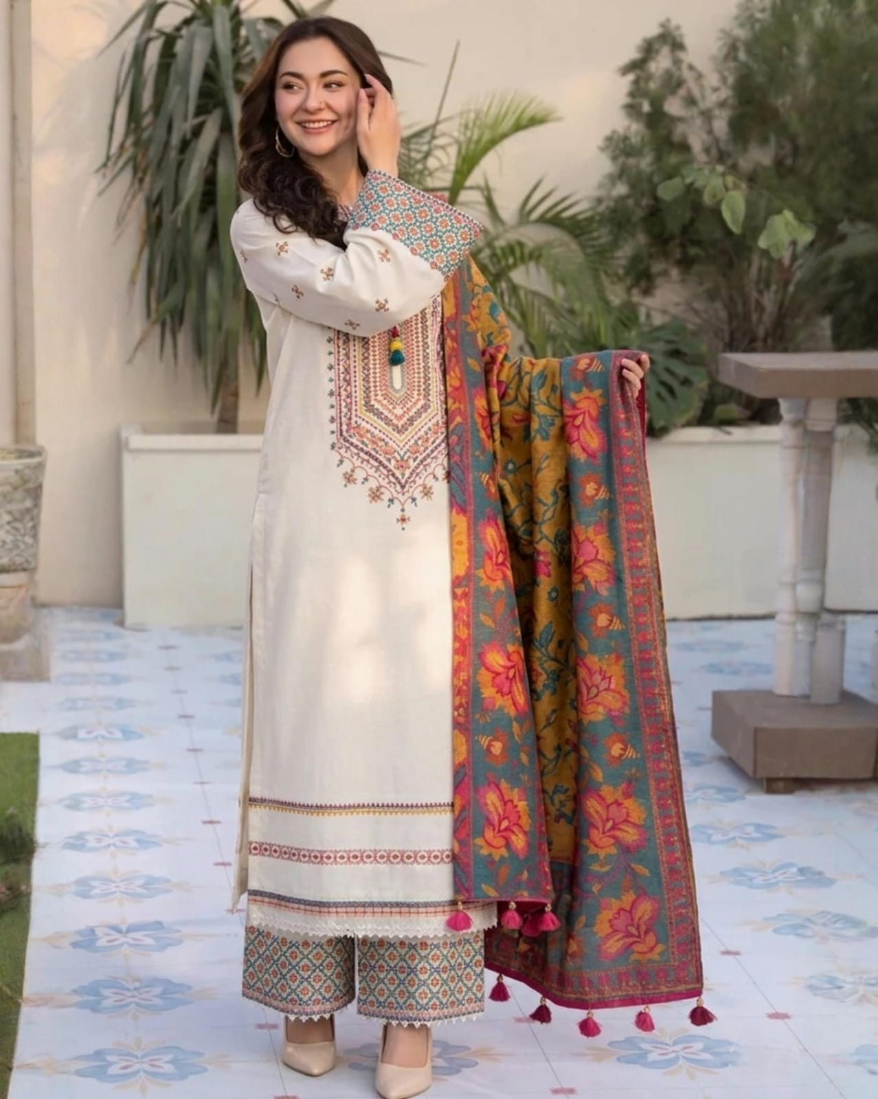 SR-QL2690 Unstitched Fully Embroidered Lawn Suit With Digital Printed Monar Dupatta