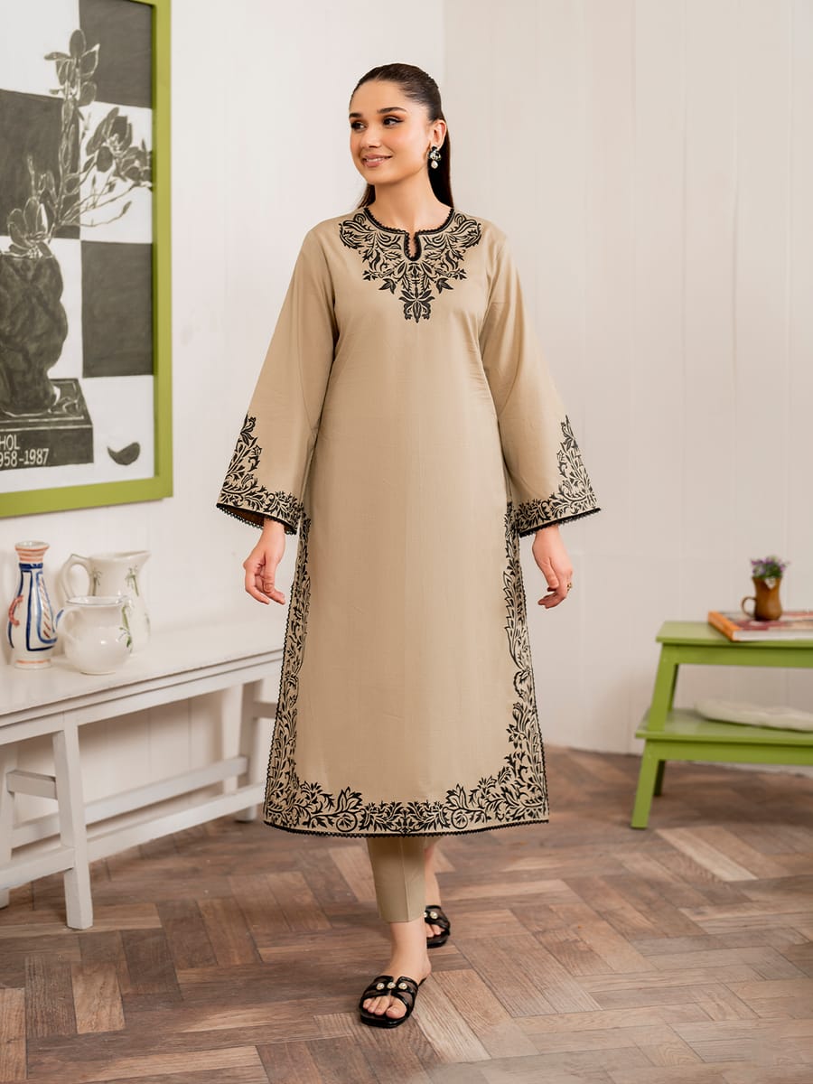 SR-SPL746 Unstitched Embroidered Dhanak Suit 3pc With Digital Printed Woolen Shawl