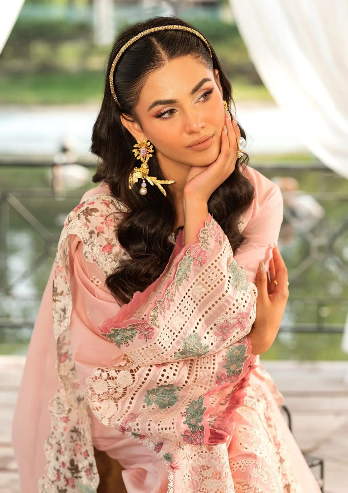 SR-EL2790 Unstitched Fully Embroided Lawn Suit With Cotton Net Embroidered Dupatta