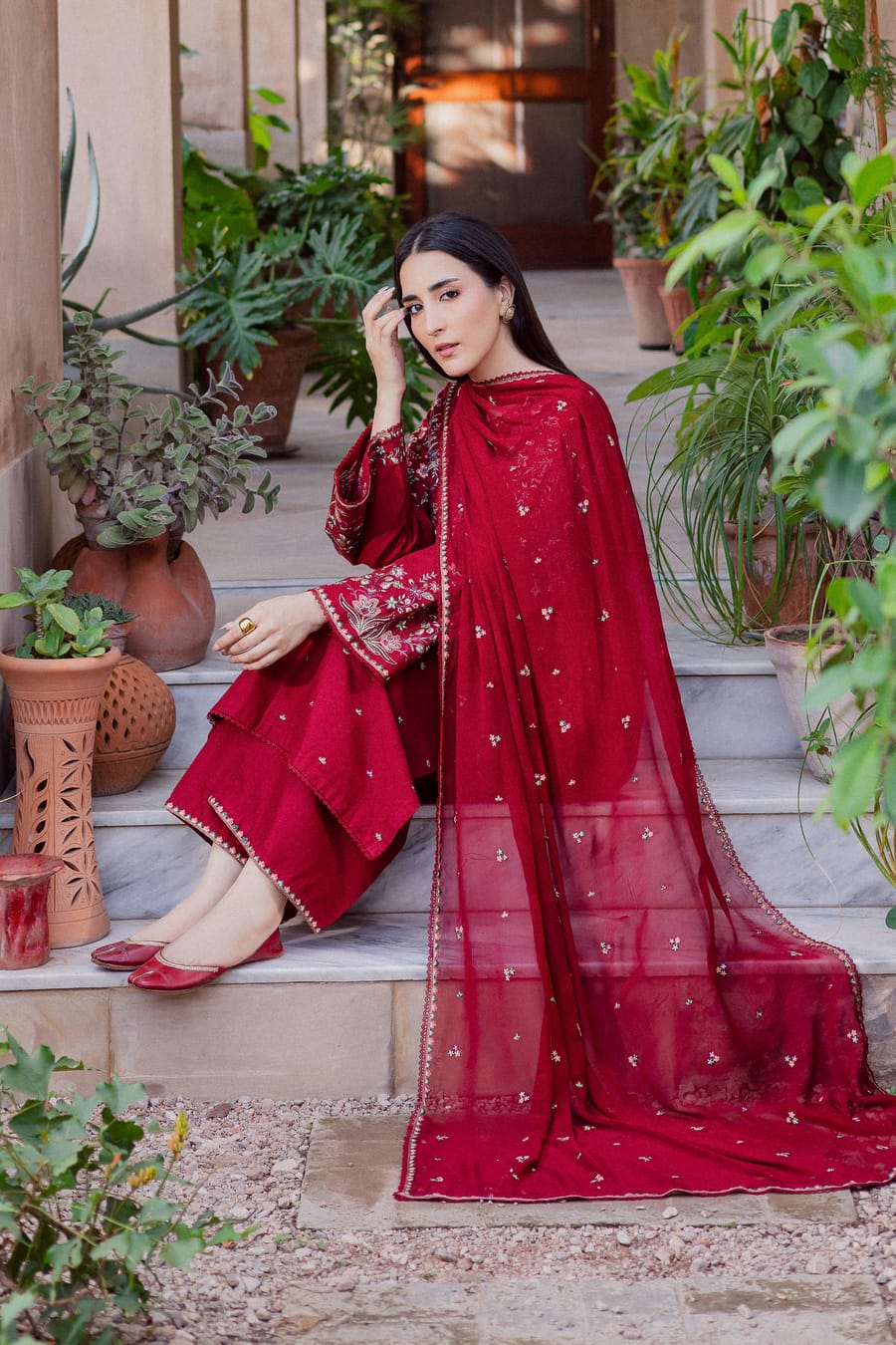 SR-BT2700 Unstitched Fully Embroidered Lawn Suit With Embroidered Bamber Chiffon Dupatta