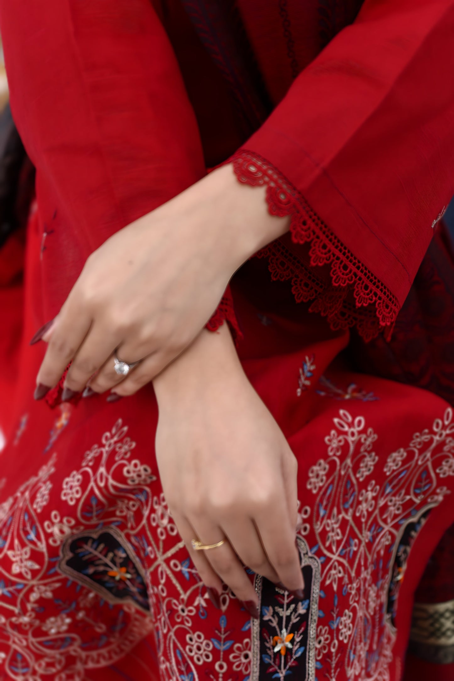 BRANDSINN-3PC KHADDAR CUTWORK EMBROIDERED SHIRT WITH KASHMIRI JACQUARD WOOL SHAWL-BIC-1552