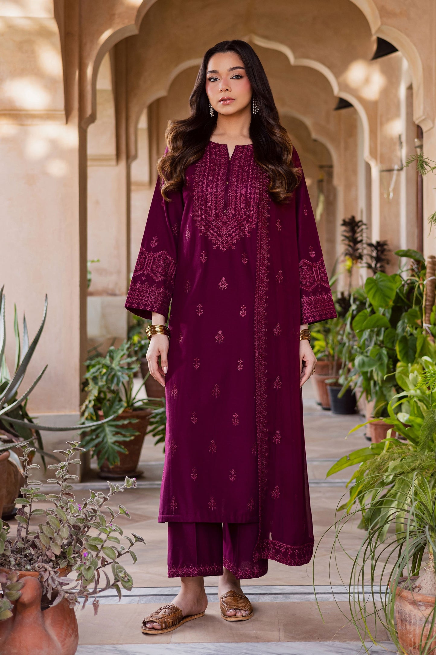 BATIK-3PC LAWN EMBROIDERED SHIRT WITH CHIFFON EMBROIDERED DUPATTA AND EMB TROUSER-BIC-4696