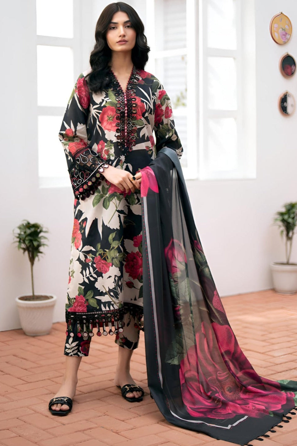SR-BQ36 Digital Printed Khaddar Suit 3pc with Khaddar Digital Printed Dupatta