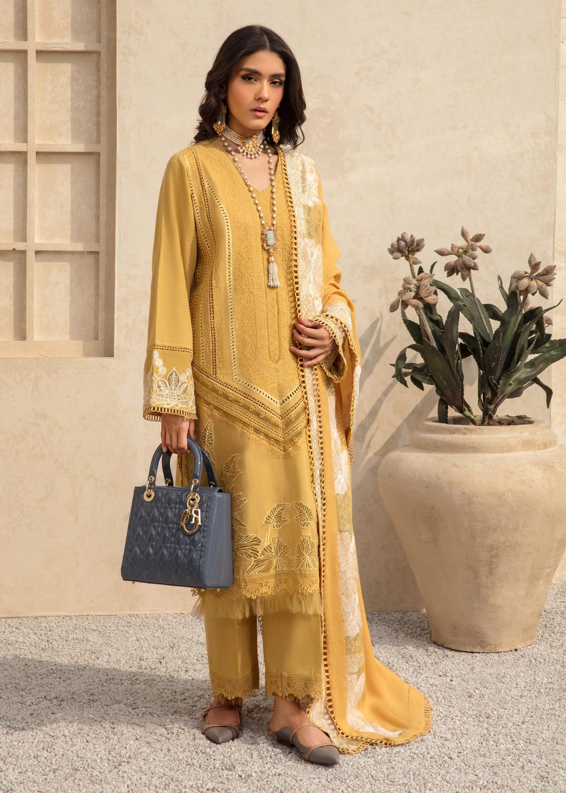 SR-SS1220 Heavy Embroidered Lawn 3Pc Suit With Lawn Embroidered Dupatta