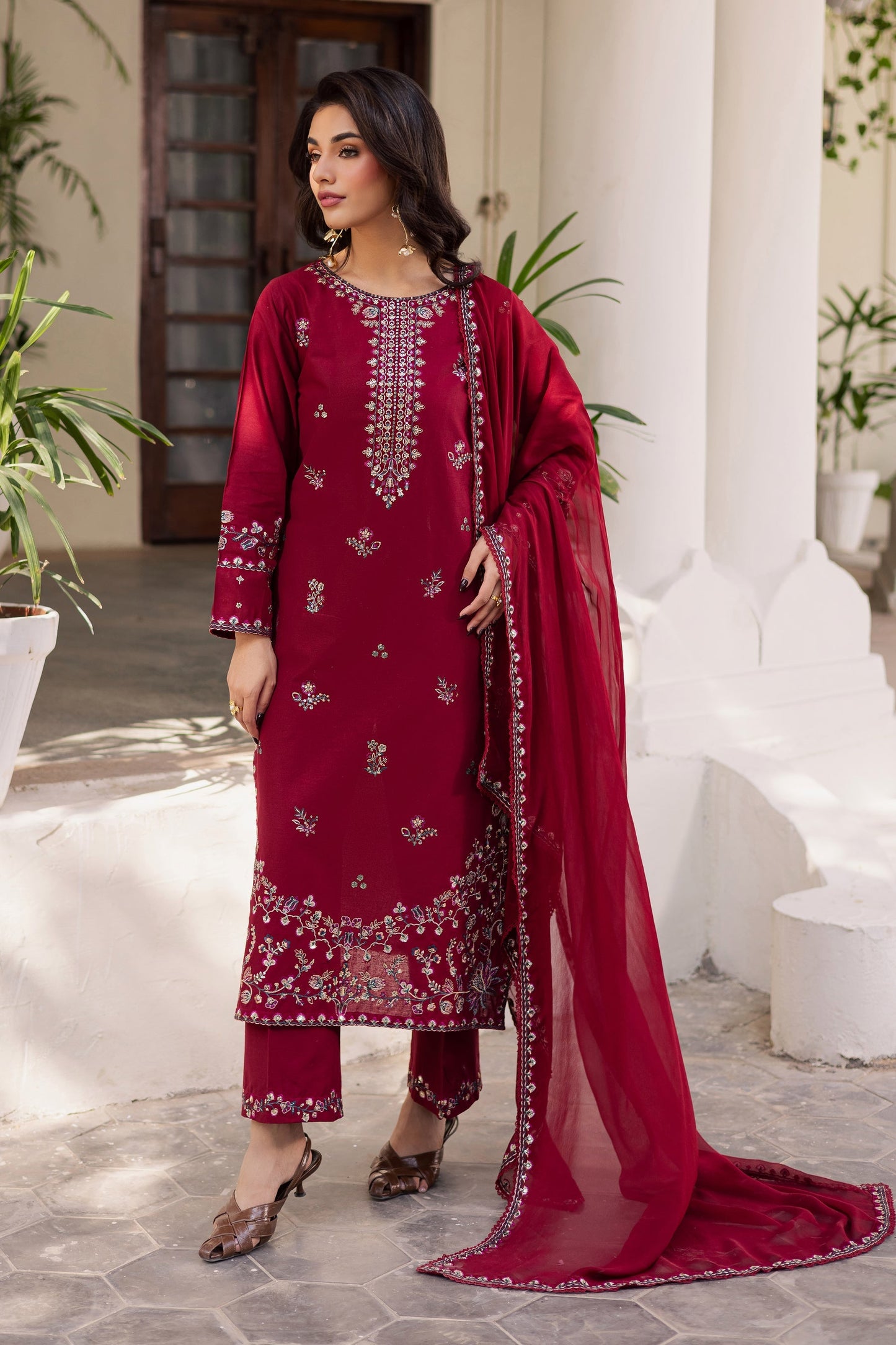 BATIK-3PC LAWN EMBROIDERED SHIRT WITH CHIFFON EMBROIDERED DUPATTA AND EMB TROUSER-BIC-4732