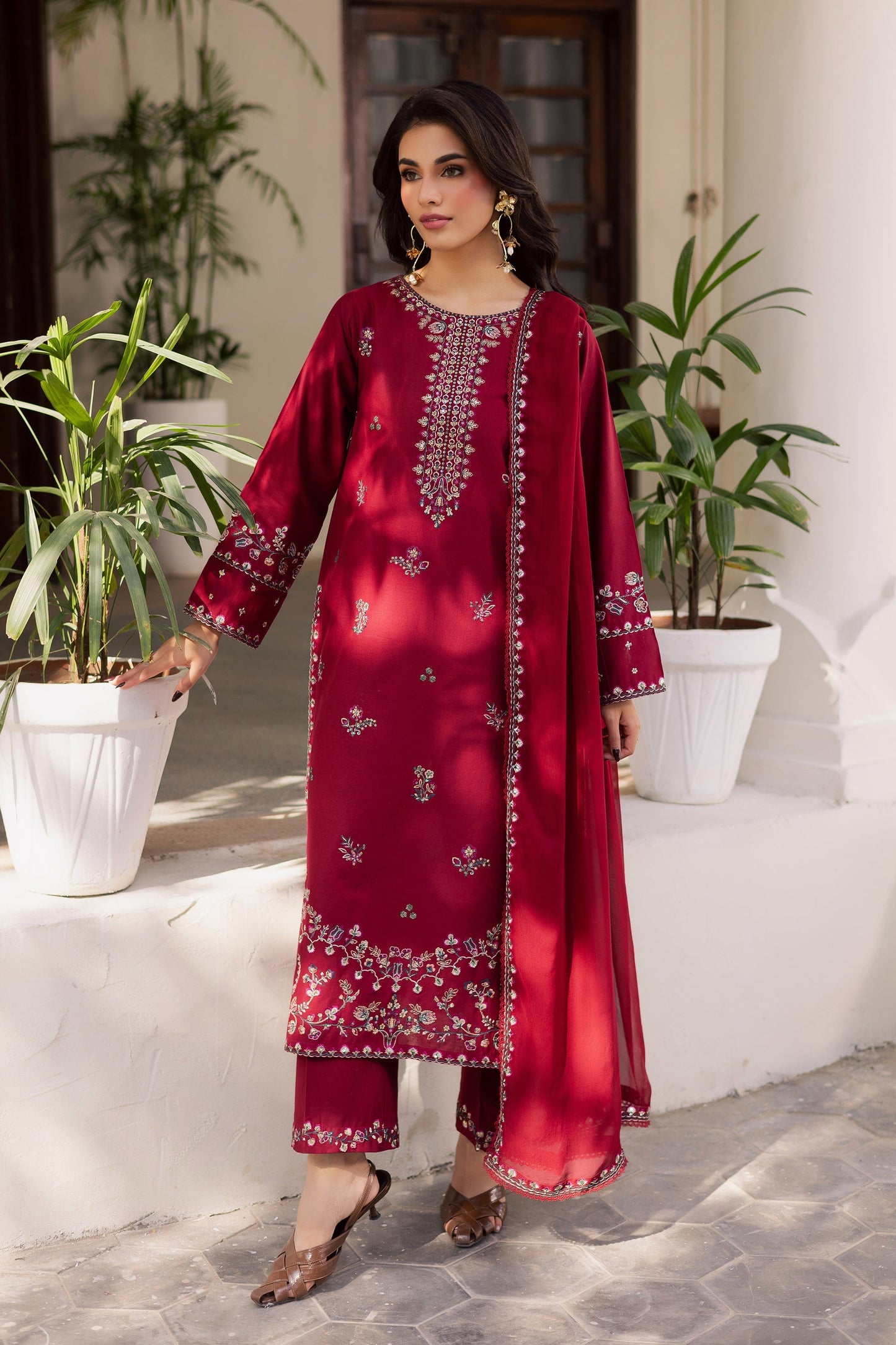 BATIK-3PC LAWN EMBROIDERED SHIRT WITH CHIFFON EMBROIDERED DUPATTA AND EMB TROUSER-BIC-4732