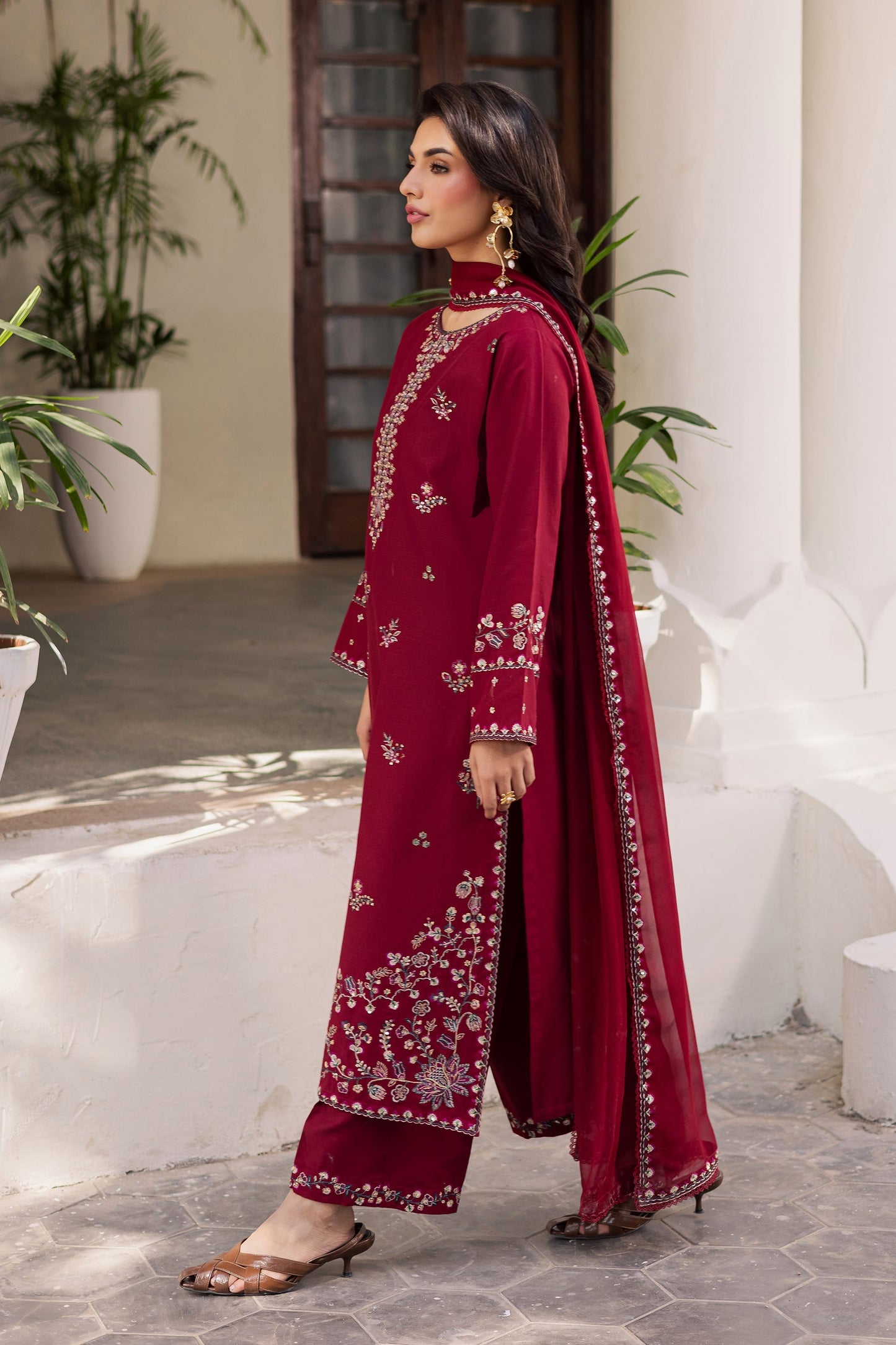 BATIK-3PC LAWN EMBROIDERED SHIRT WITH CHIFFON EMBROIDERED DUPATTA AND EMB TROUSER-BIC-4732