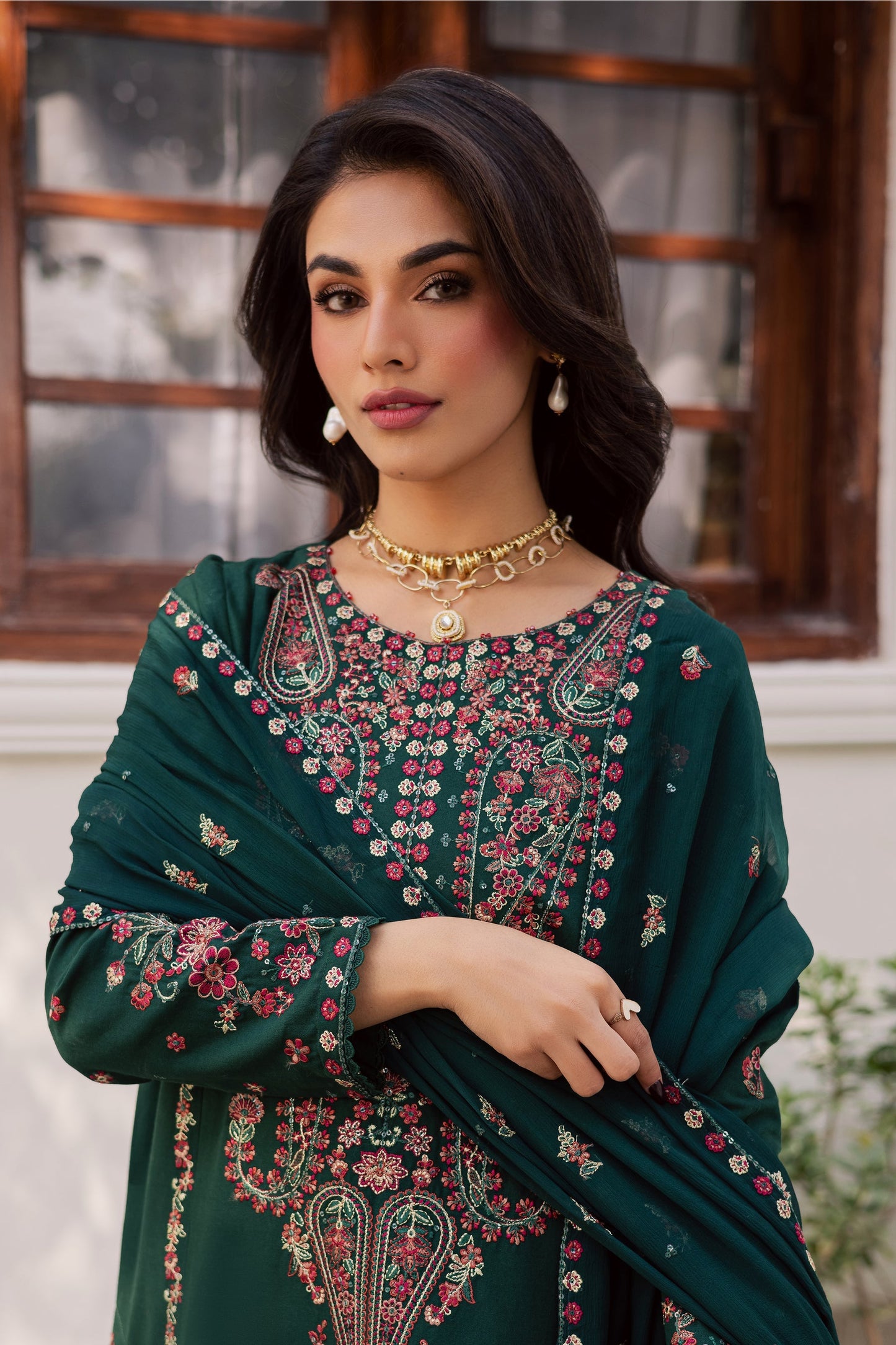 BATIK-3PC LAWN EMBROIDERED SHIRT WITH CHIFFOON EMBROIDERED DUPATTA AND TROUSER-BIC-4744