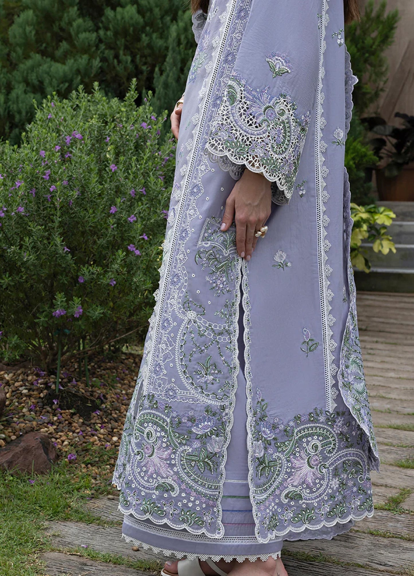 MUSHQ-3PC LAWN EMBROIDERED SHIRT WITH KHADDI NET EMB DUPATTA AND TROUSER-BIC-4804