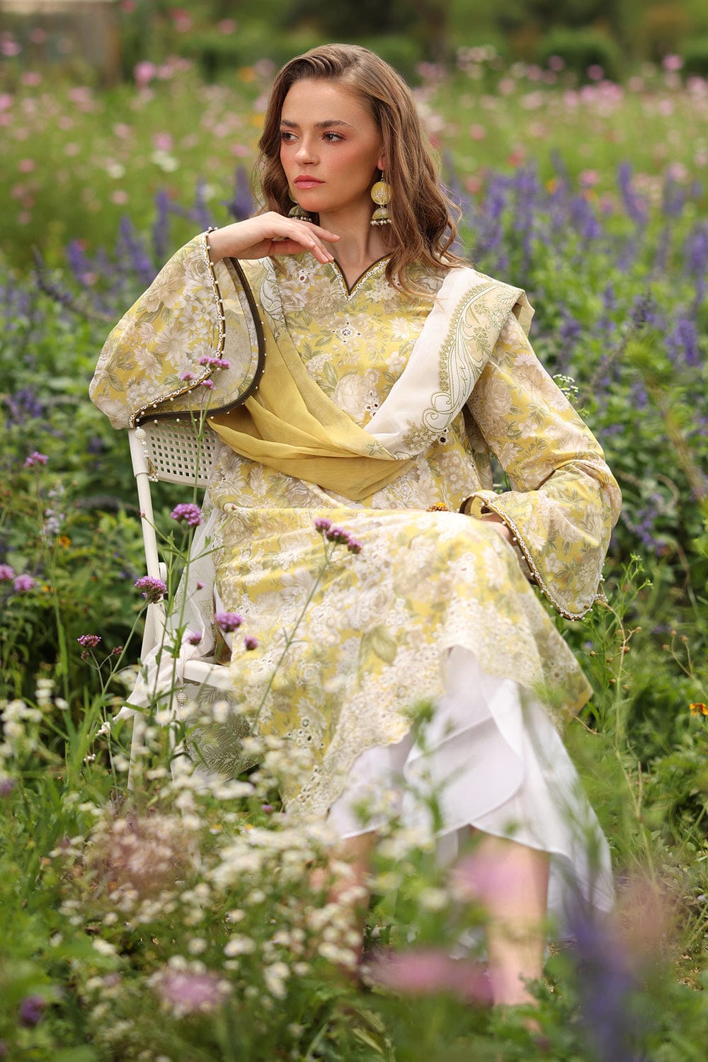 SR-BQ203 Unstitched Digital Printed Lawn Suit 3pc With Digital Printed Lawn Dupatta