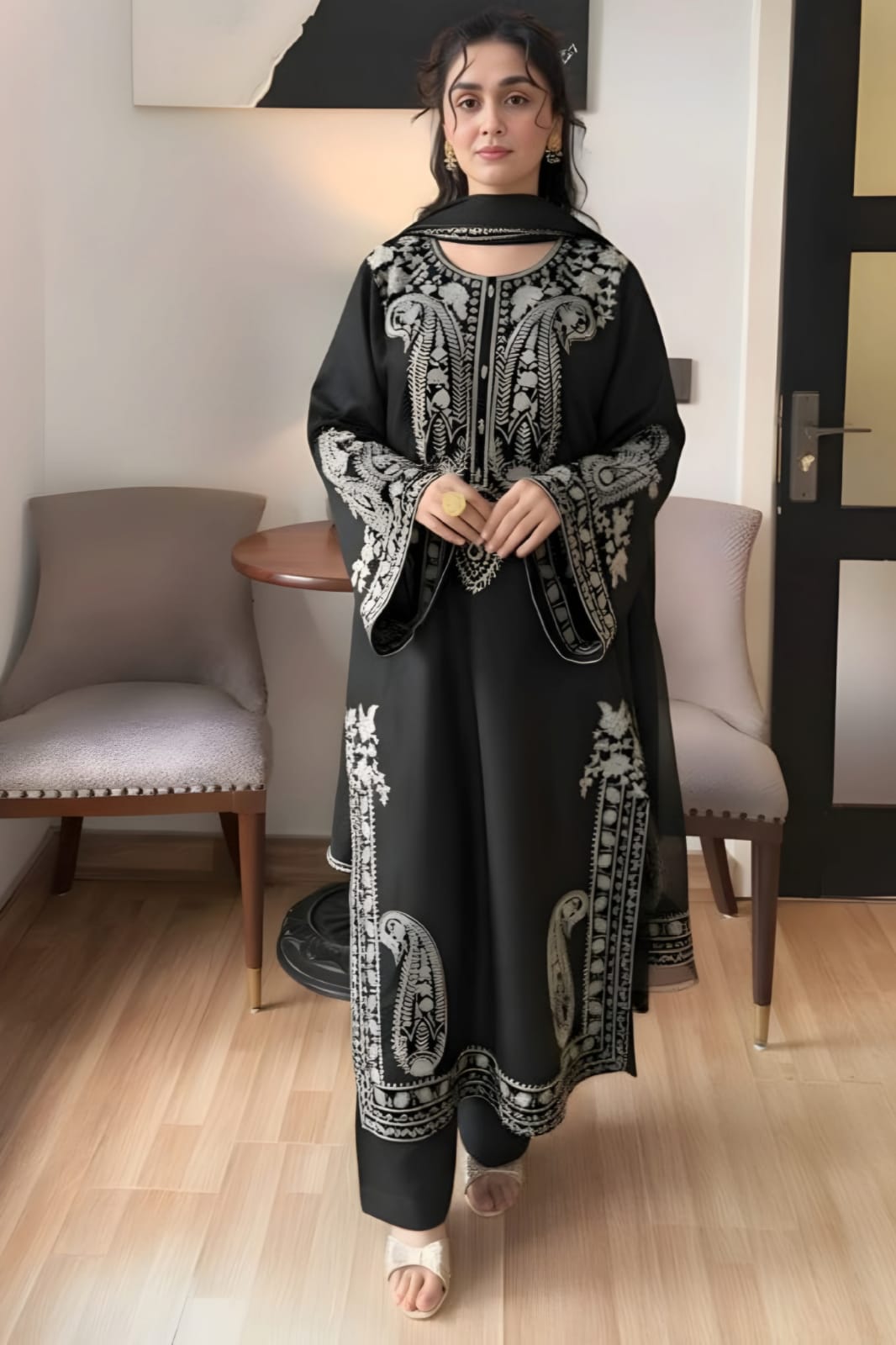 SR-MR2740B Unstitched Embroidered Lawn Suit 3pc With Chiffon Embroidered Dupatta