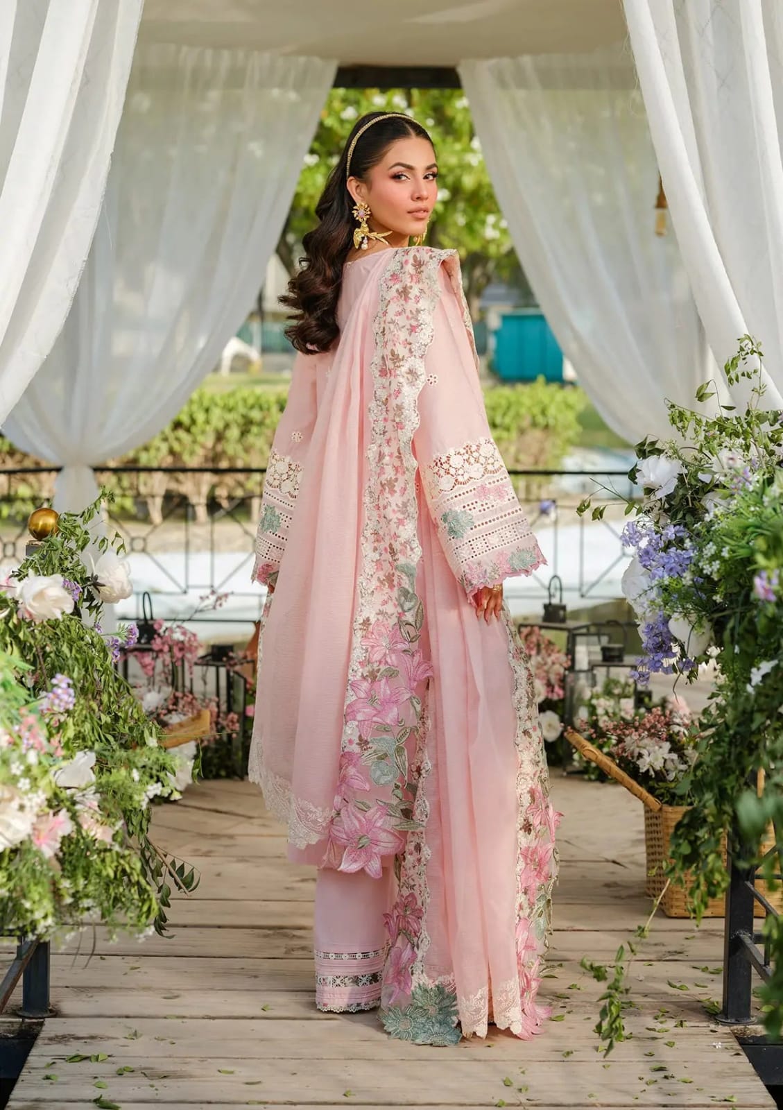 SR-EL2790 Unstitched Fully Embroided Lawn Suit With Cotton Net Embroidered Dupatta