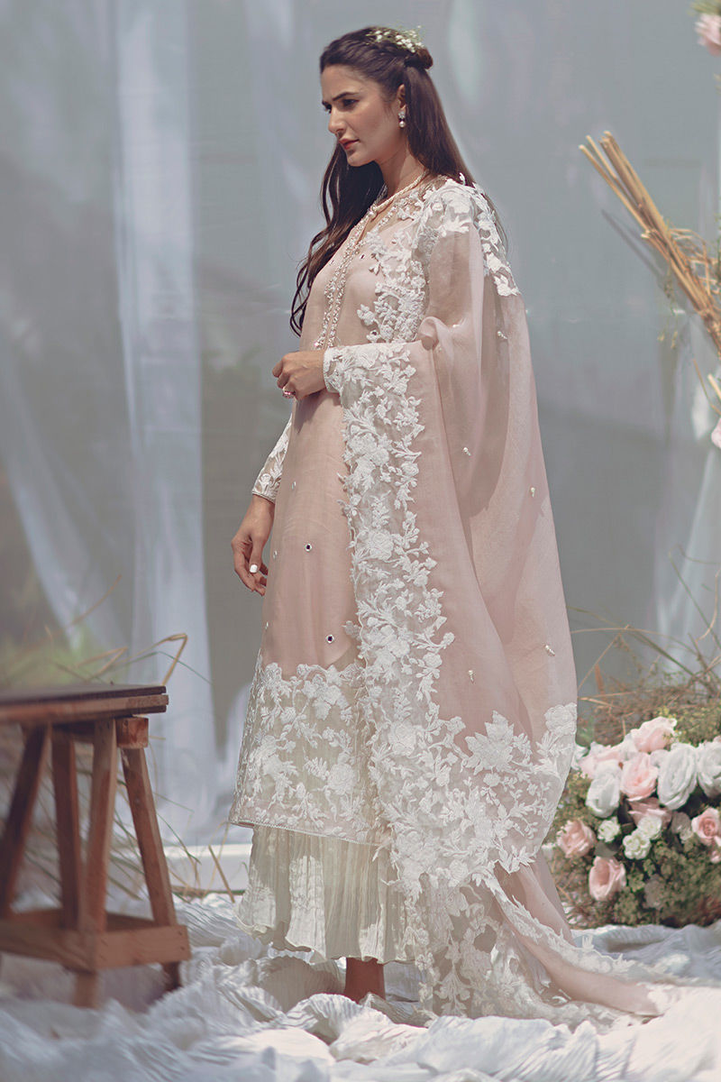 SR-90 Unstitched Lawn Embroided 3pc With Organza Embroidered Dupatta