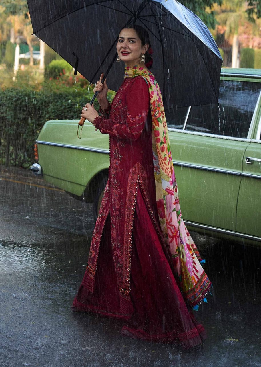 SR-MB550 Dhanak Embroidered Suit With Digital Printed Woolen Shawl