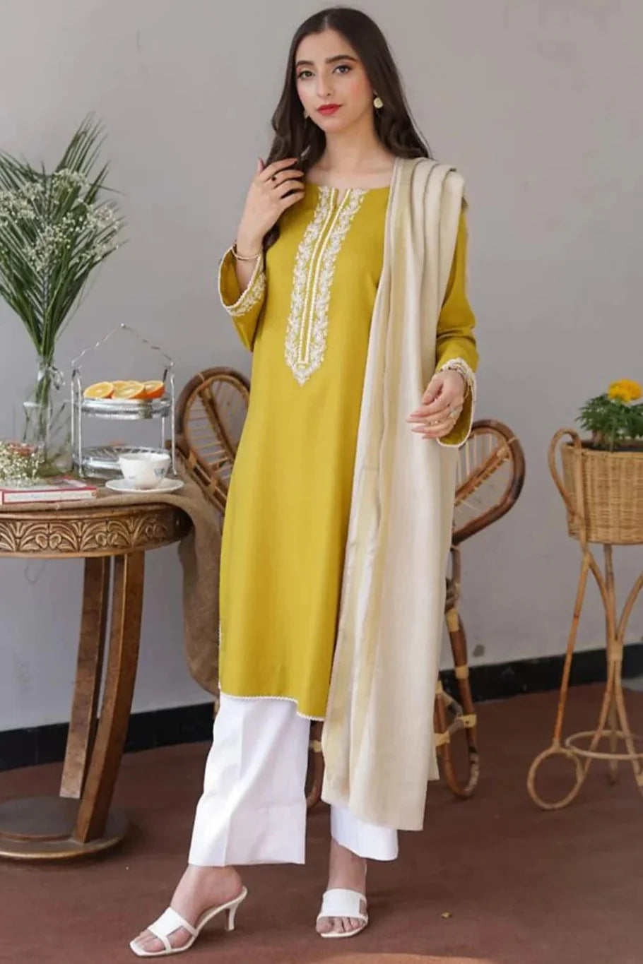 SR-AS20 Unstitched Embroidered Dhanak Suit With Dyed Dhanak Shawl