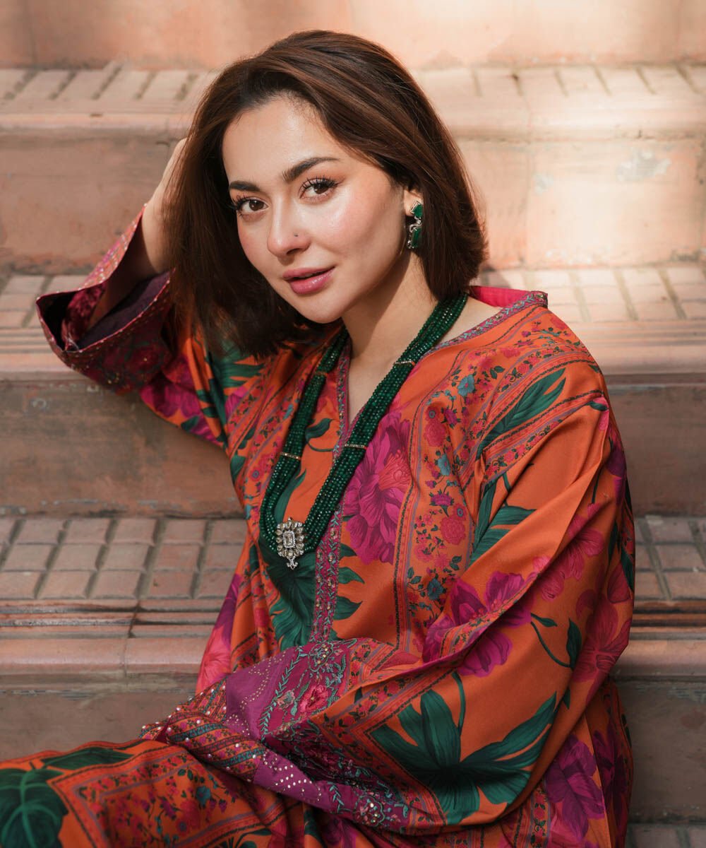 Unstitched Digital Printed Lawn Suit 2pc With Digital Printed Lawn Trouser