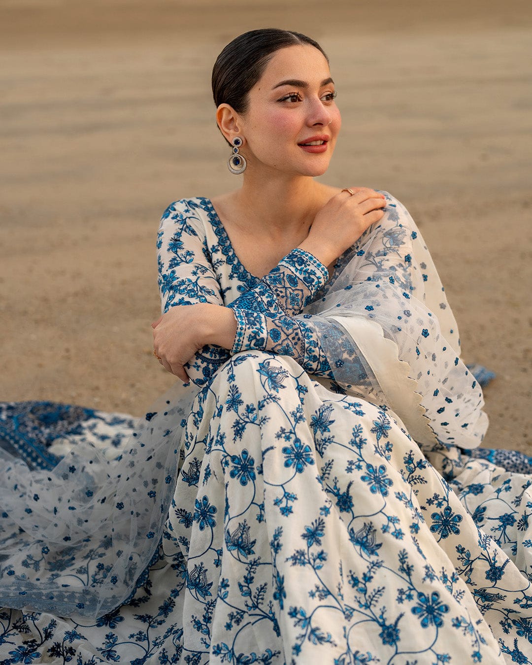 Highly Recommended SR-FS1000 Lawn Unstitched Frock Fully Embroidered 3pc Suit With Organza Embroidered Dupatta