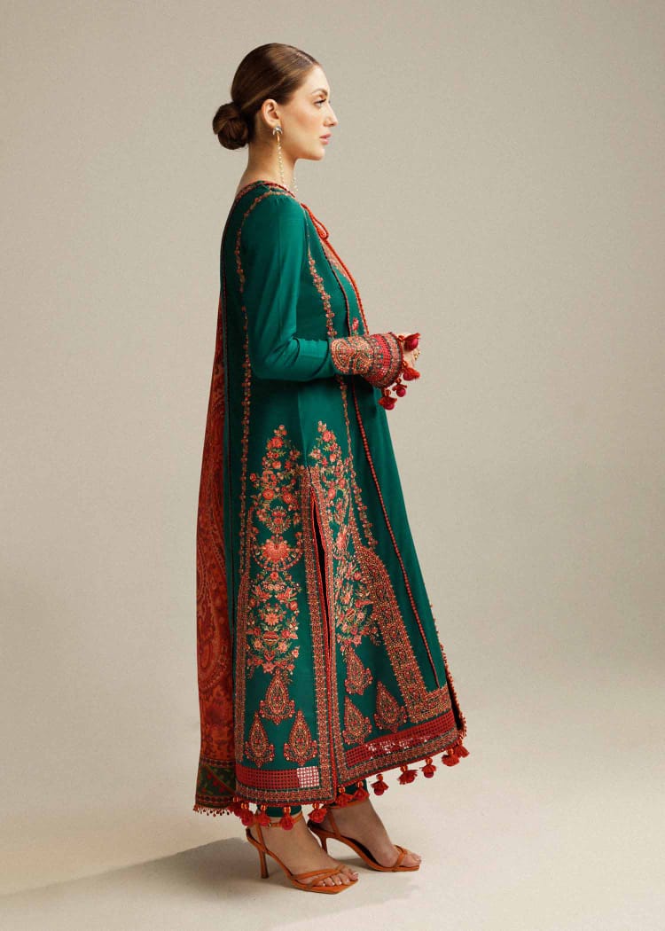 SR-MB525 Dhanak Embroidered Suit With Digital Printed Woolen Shawl