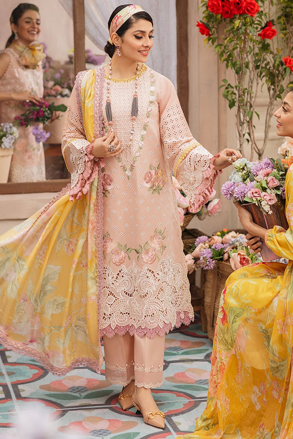 SR-MS22 Embroidered Unstitched 3Pc Chikenkari Lawn Suit With Silk Printed Dupatta