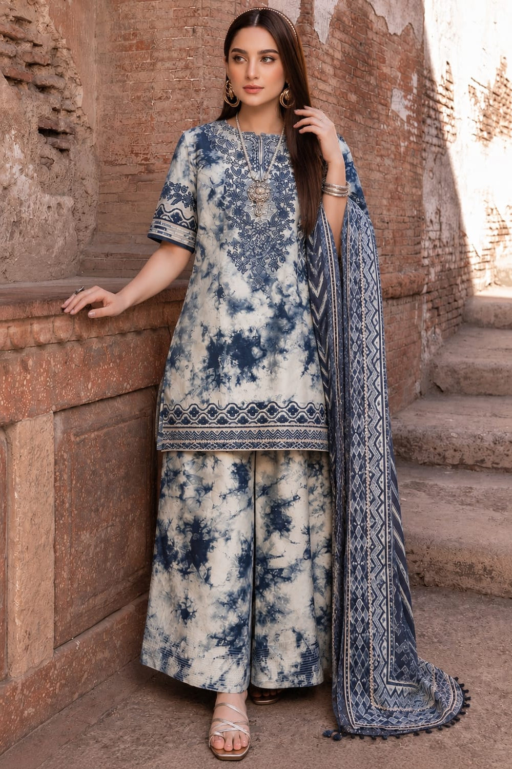SR-500 Unstitched Digital Printed Lawn Suit 3pc With Digital Printed Lawn Dupatta