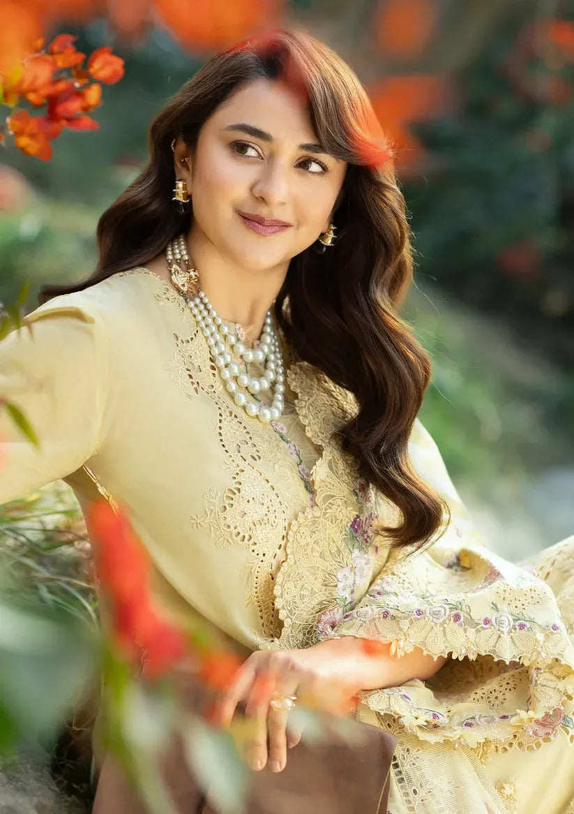 RANG RASIYA-3PC LAWN EMBROIDERED SHIRT WITH CHIFFON PRINTED EMBROIDERED DUPATTA AND TROUSER-BIC-4801