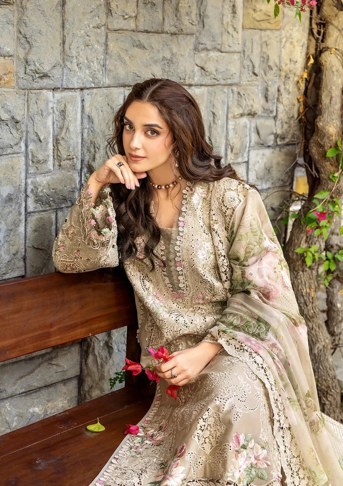 ELAF-3PC LAWN EMBROIDERED SHIRT WITH CHIFFON PRINTED EMBROIDERED DUPATTA AND TROUSER-BIC-4808