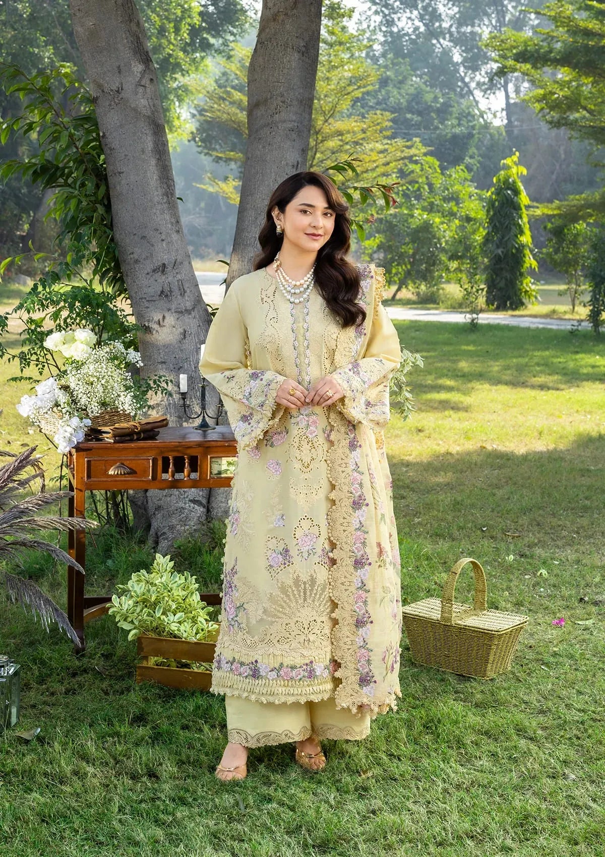 RANG RASIYA-3PC LAWN EMBROIDERED SHIRT WITH CHIFFON PRINTED EMBROIDERED DUPATTA AND TROUSER-BIC-4801