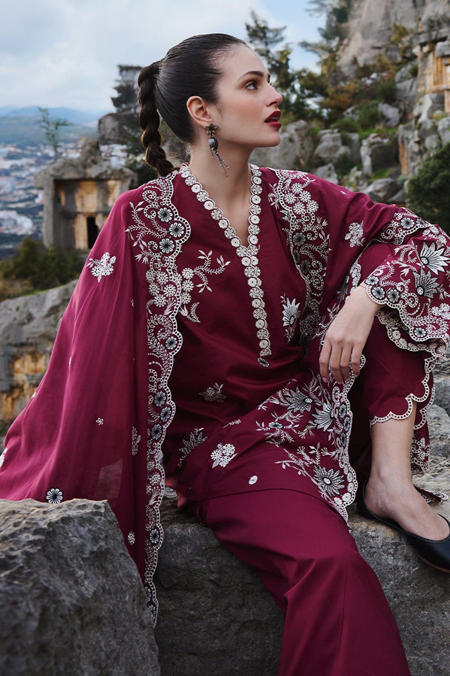 IMAGE-3PC LAWN EMBROIDERED SHIRT WITH KHADDI NET EMBROIDERED DUPATTA AND EMB TROUSER-BIC-4545