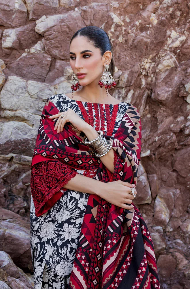 SR-MB34 Khaddar 3pc Digital Printed Suit With Digital Printed Khaddar Dupatta & Embroidered Patches