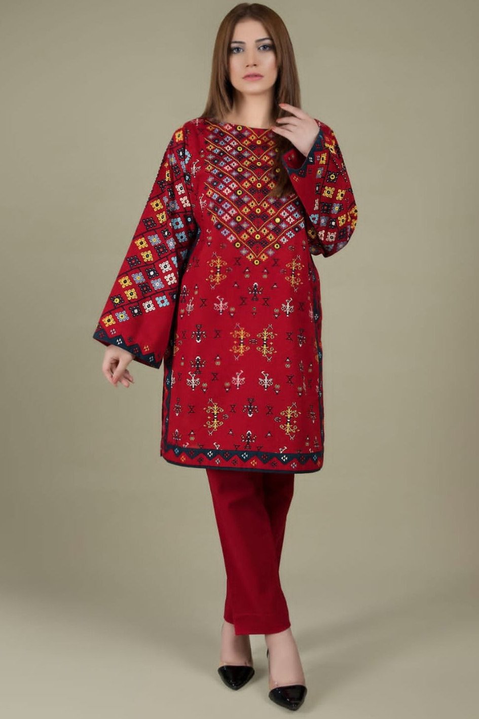 SR-KS760 Lawn Embroidered 2pc Suit