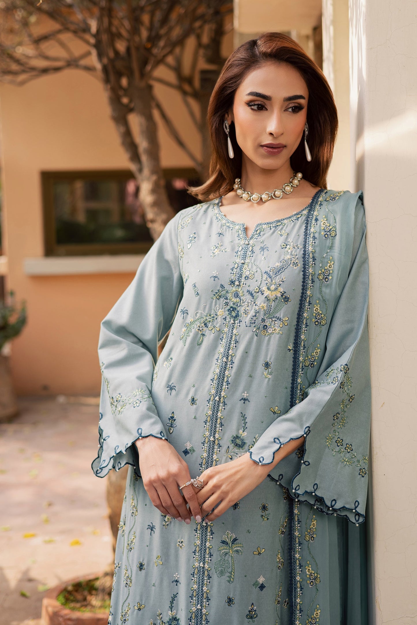 BATIK-3PC LAWN EMBROIDERED SHIRT WITH KHADDI NET EMB DUPATTA AND TROUSER-BIC-4750